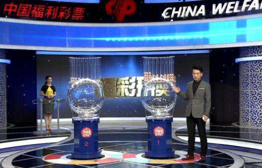 视频二区三区国产情侣在线